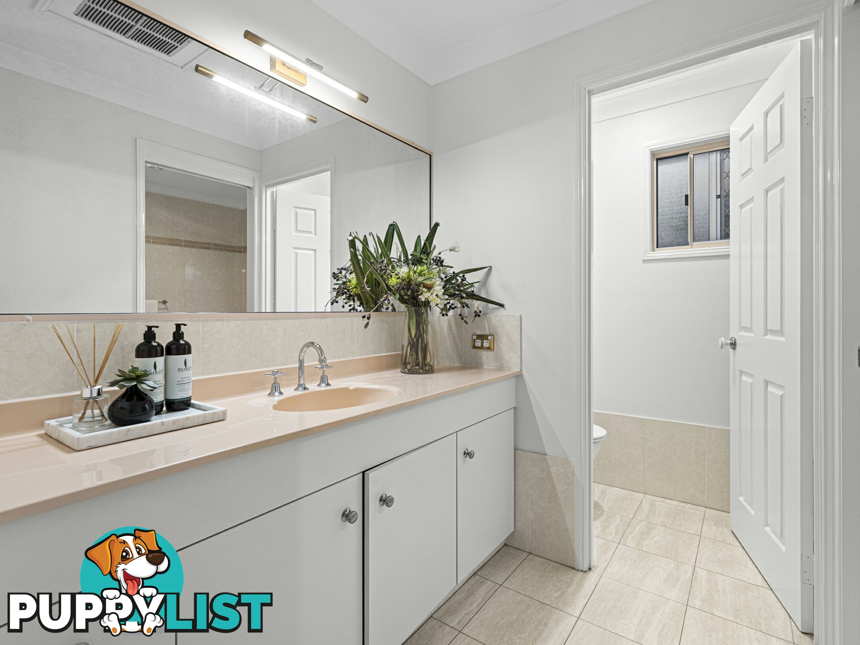 16 Totten Close EIGHT MILE PLAINS QLD 4113
