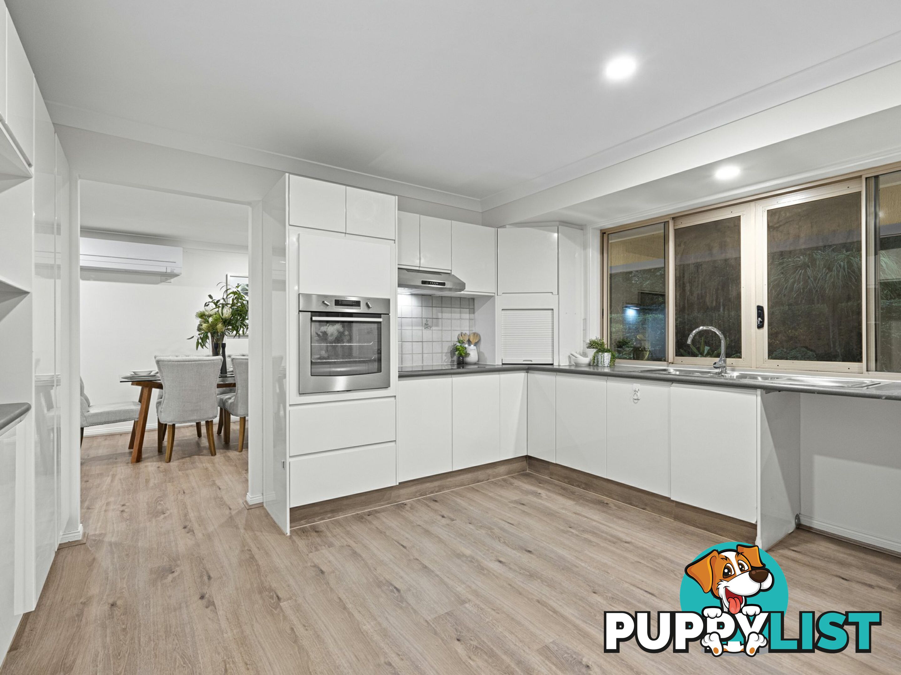 16 Totten Close EIGHT MILE PLAINS QLD 4113