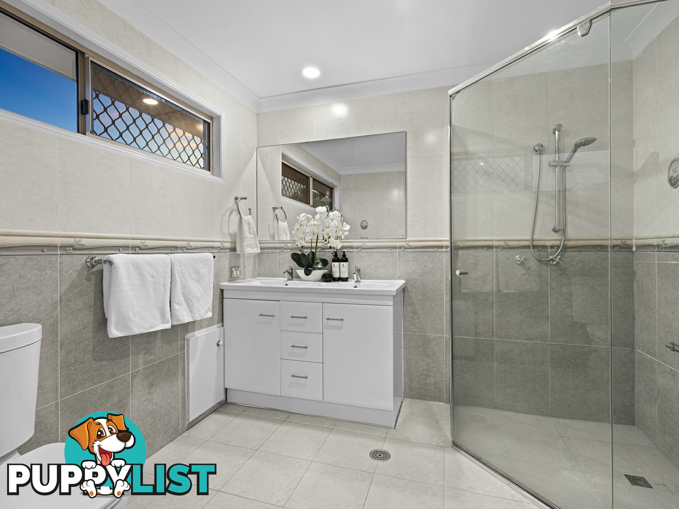 16 Totten Close EIGHT MILE PLAINS QLD 4113