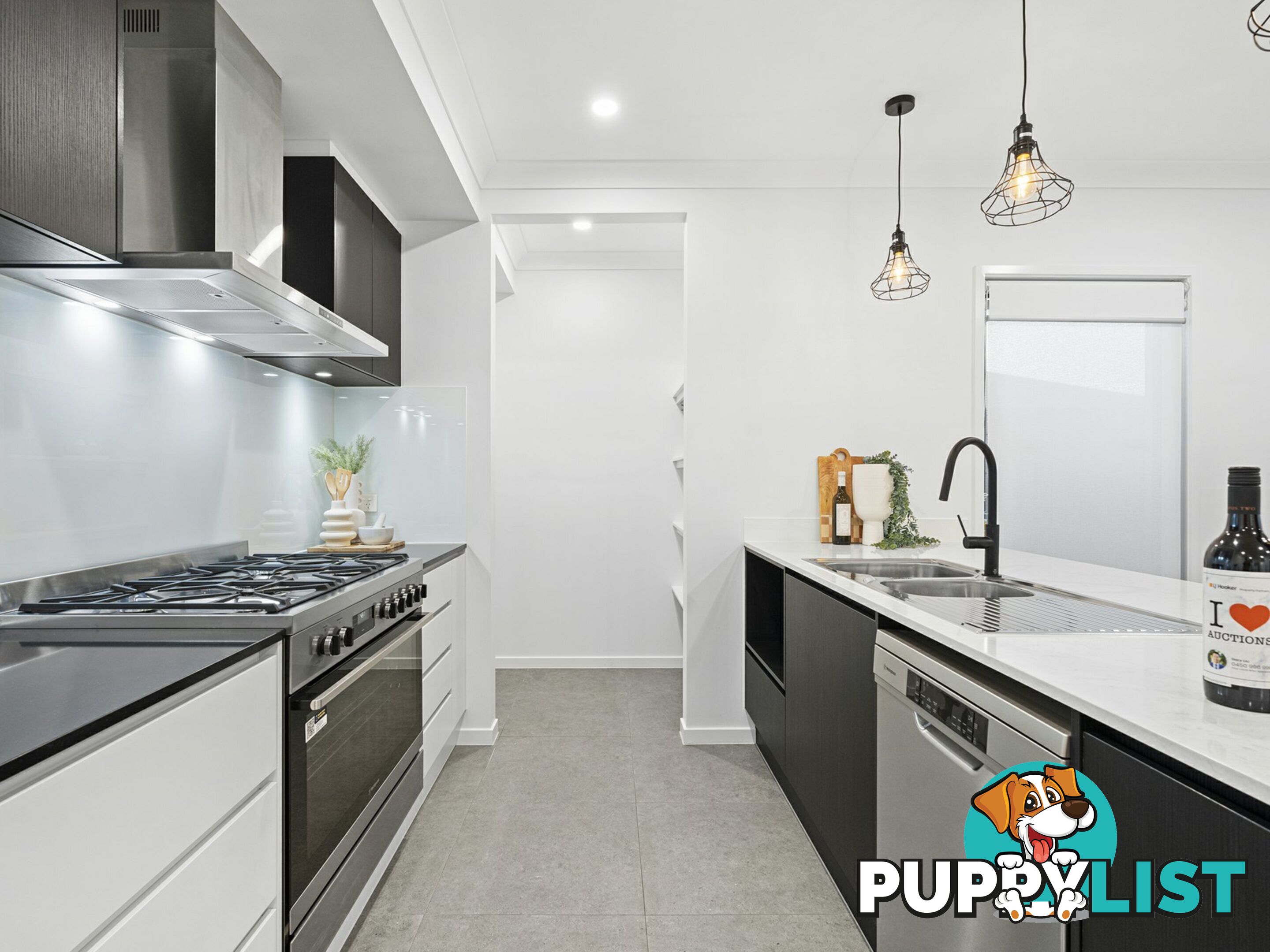 8 Viewpoint Street PALLARA QLD 4110