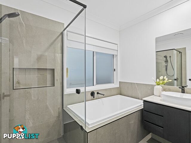 8 Viewpoint Street PALLARA QLD 4110