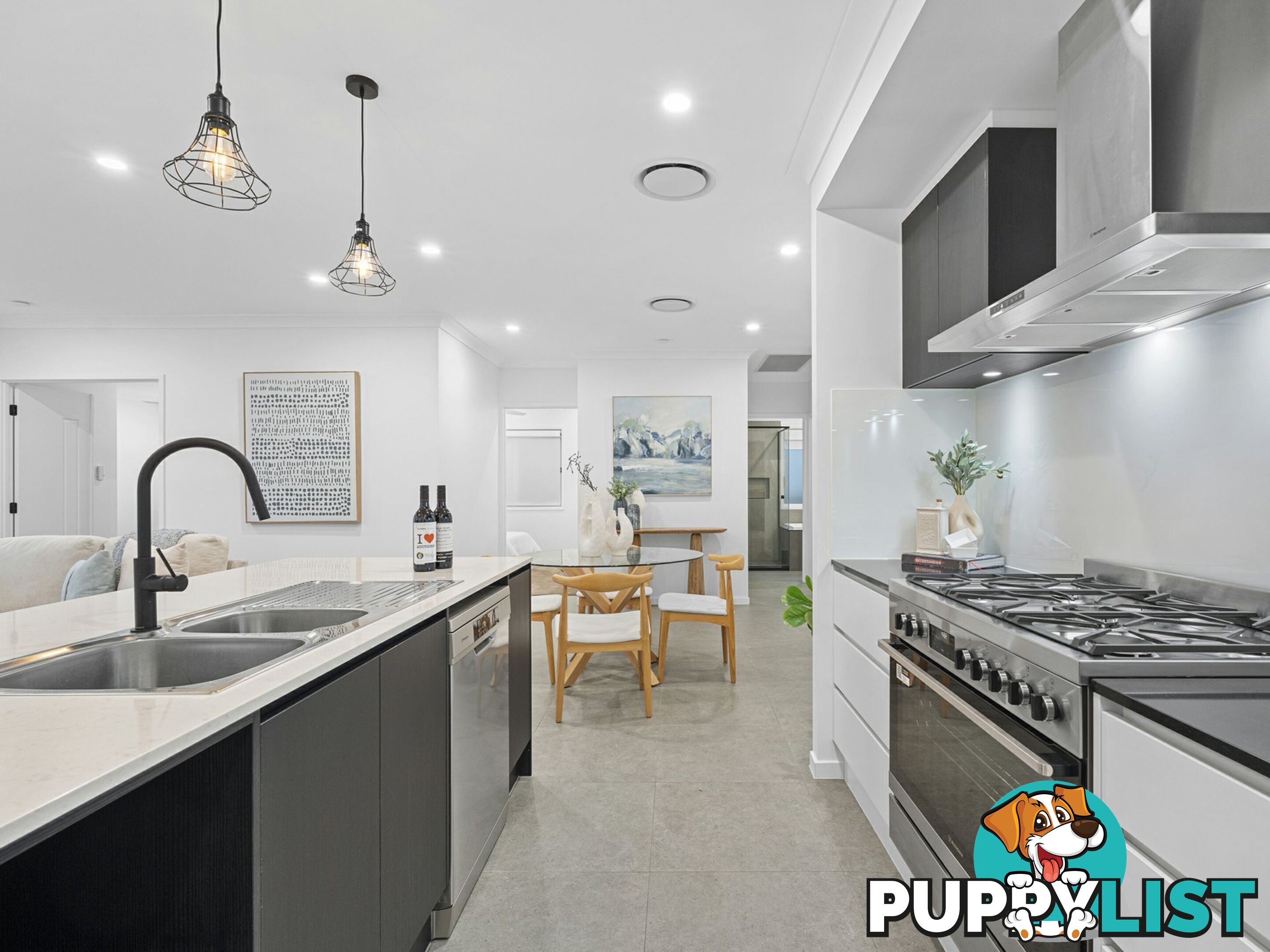 8 Viewpoint Street PALLARA QLD 4110