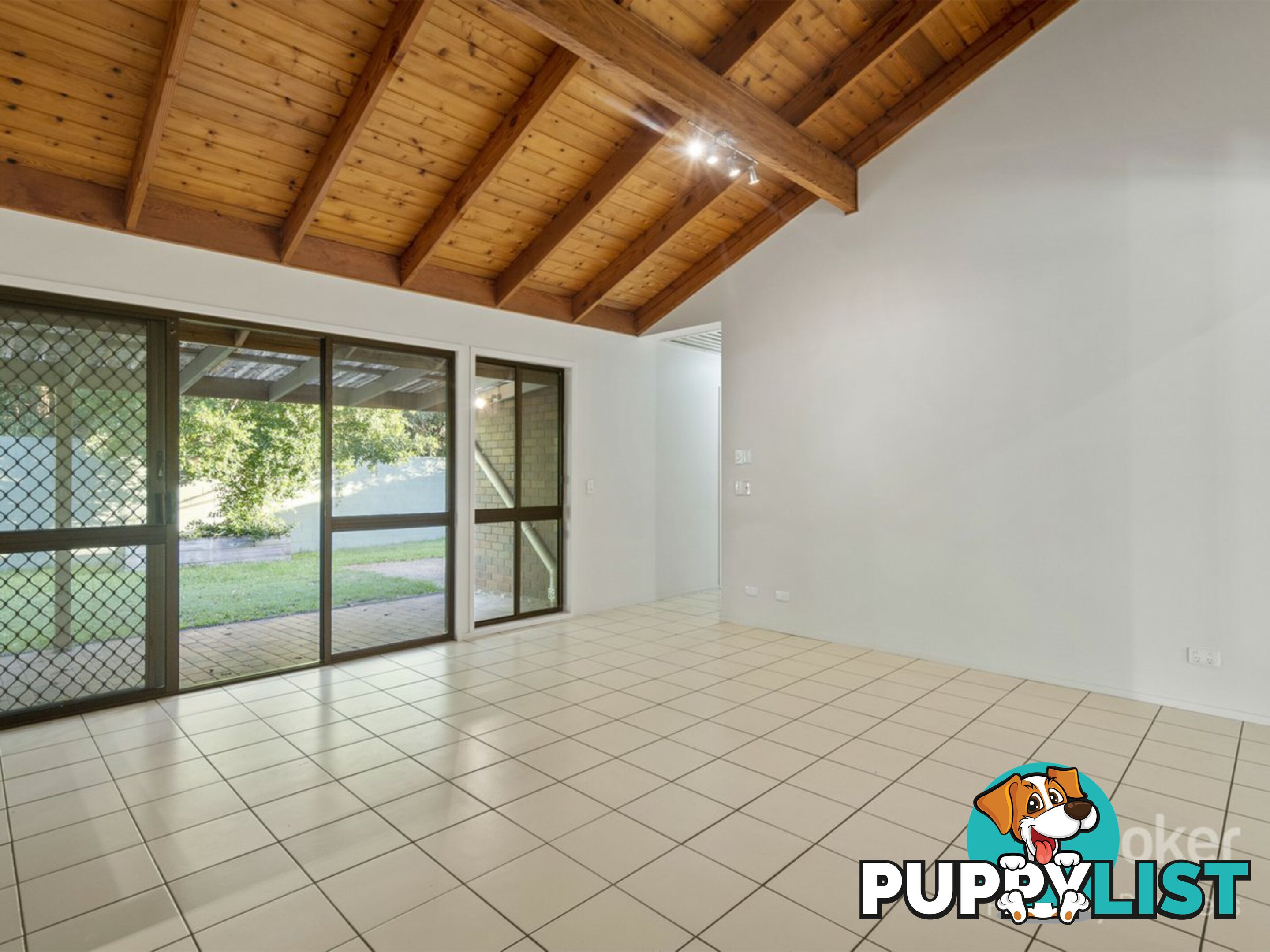 30 Marmindie Street CHAPEL HILL QLD 4069