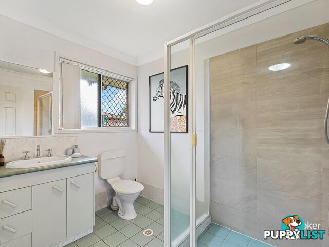 70 Glenfield Street PARKINSON QLD 4115