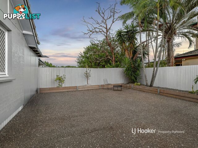 1 Tivela Street MANSFIELD QLD 4122