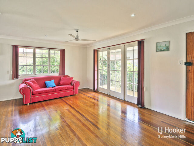 675 Mains Road MACGREGOR QLD 4109