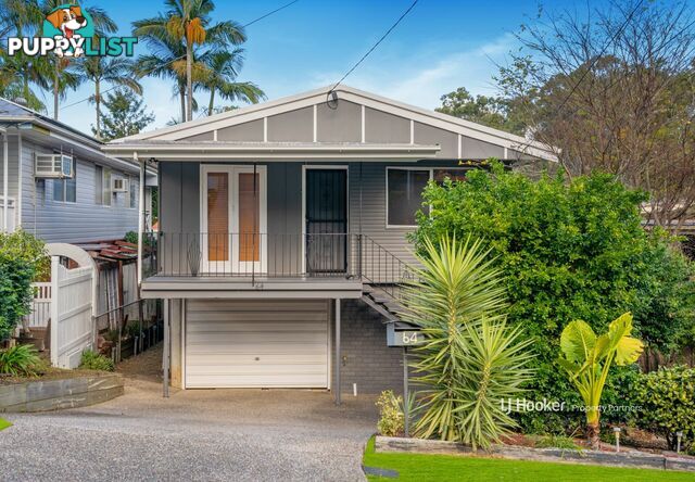 64 Dobbs Street HOLLAND PARK WEST QLD 4121