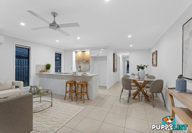 8 Wicker Road PARK RIDGE QLD 4125