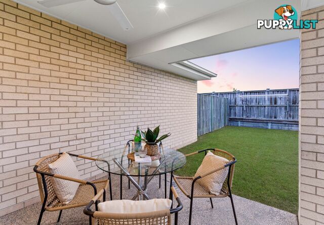 8 Wicker Road PARK RIDGE QLD 4125