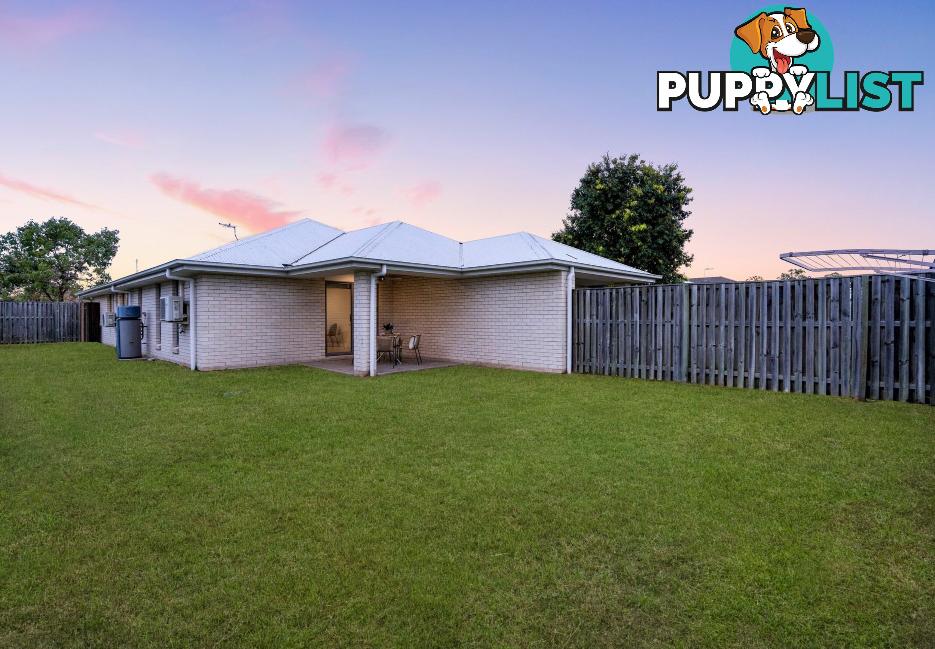 8 Wicker Road PARK RIDGE QLD 4125