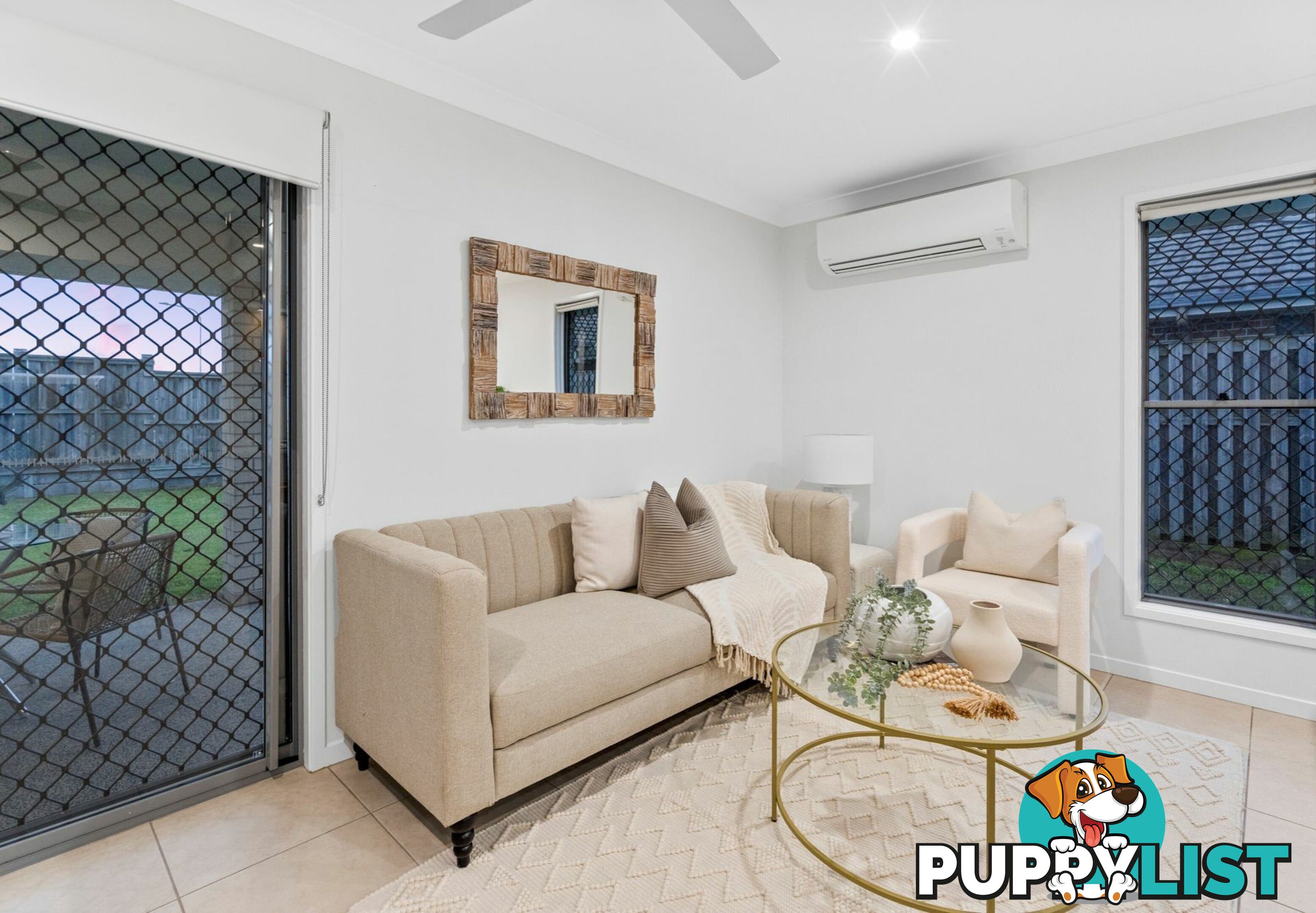 8 Wicker Road PARK RIDGE QLD 4125