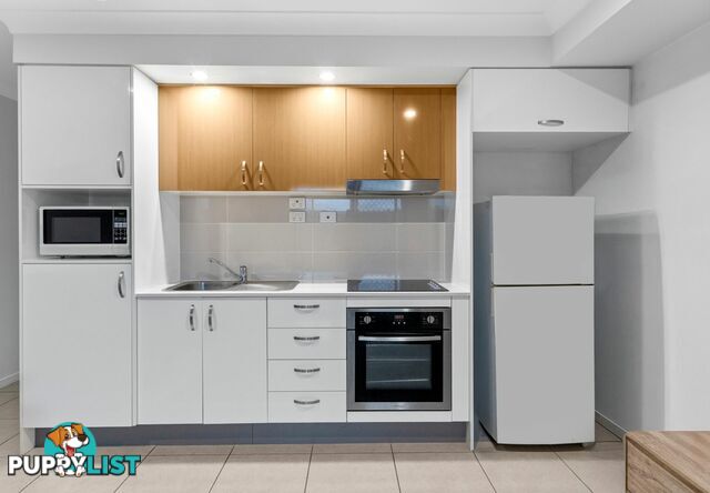 8 Wicker Road PARK RIDGE QLD 4125