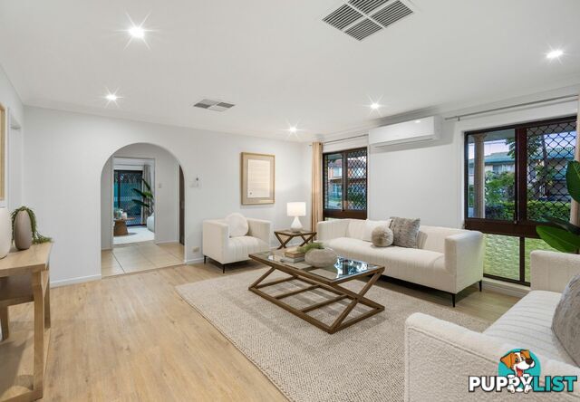 8 Sheraton Street MACGREGOR QLD 4109