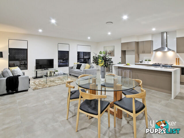 10 Sunshine Place EIGHT MILE PLAINS QLD 4113