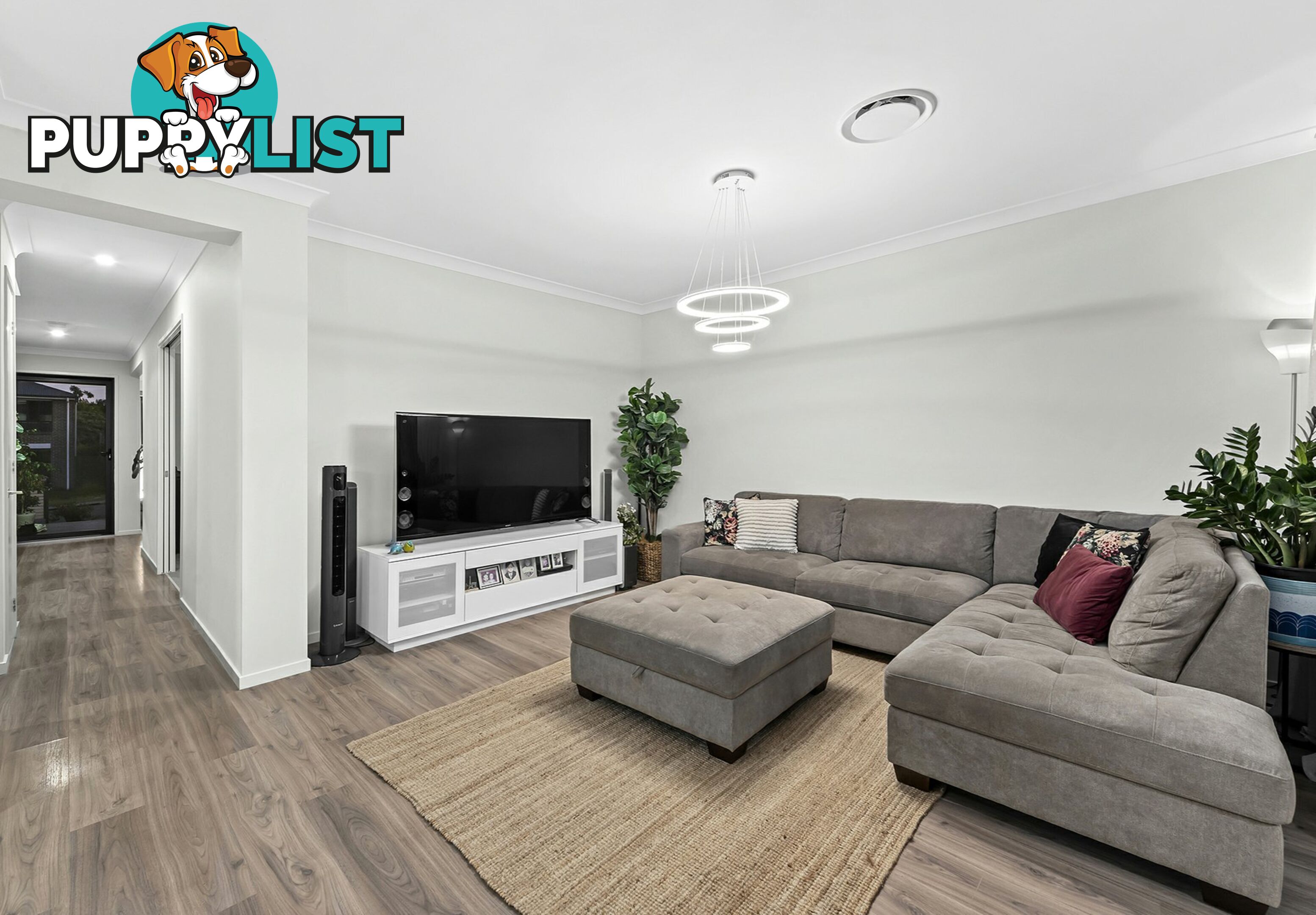 16 William Close PARK RIDGE QLD 4125