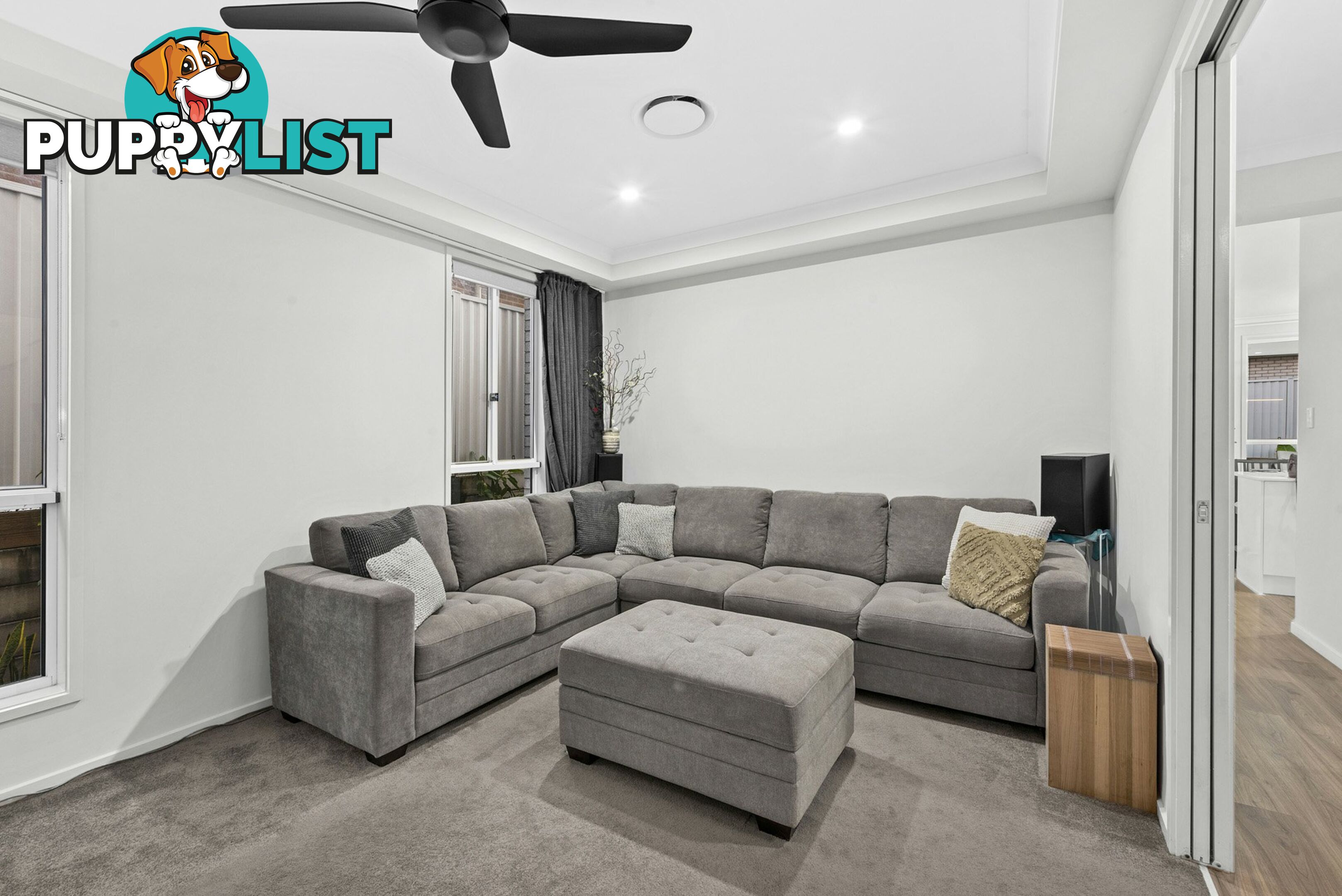 16 William Close PARK RIDGE QLD 4125