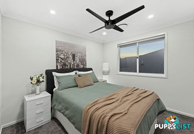 16 William Close PARK RIDGE QLD 4125