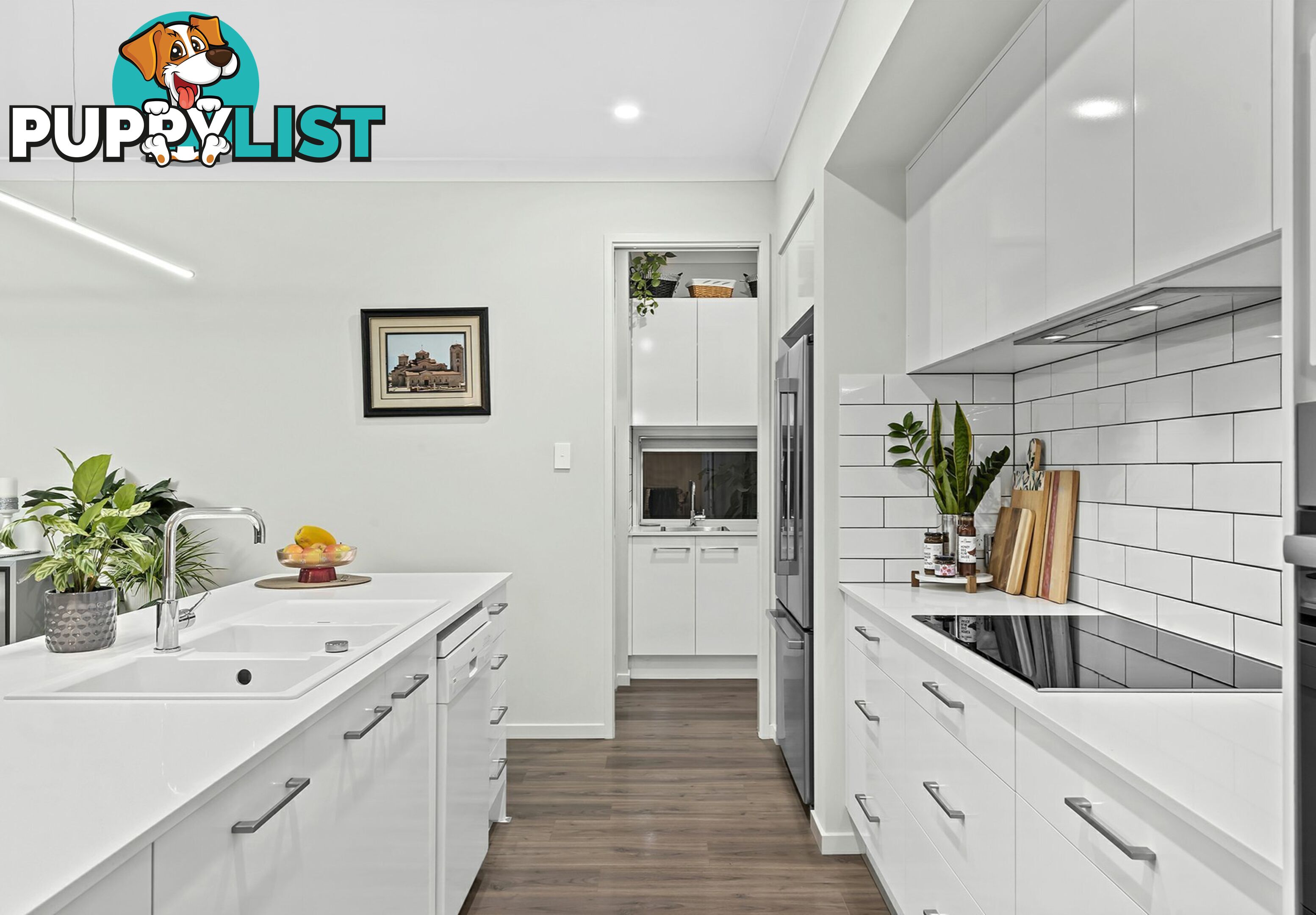 16 William Close PARK RIDGE QLD 4125