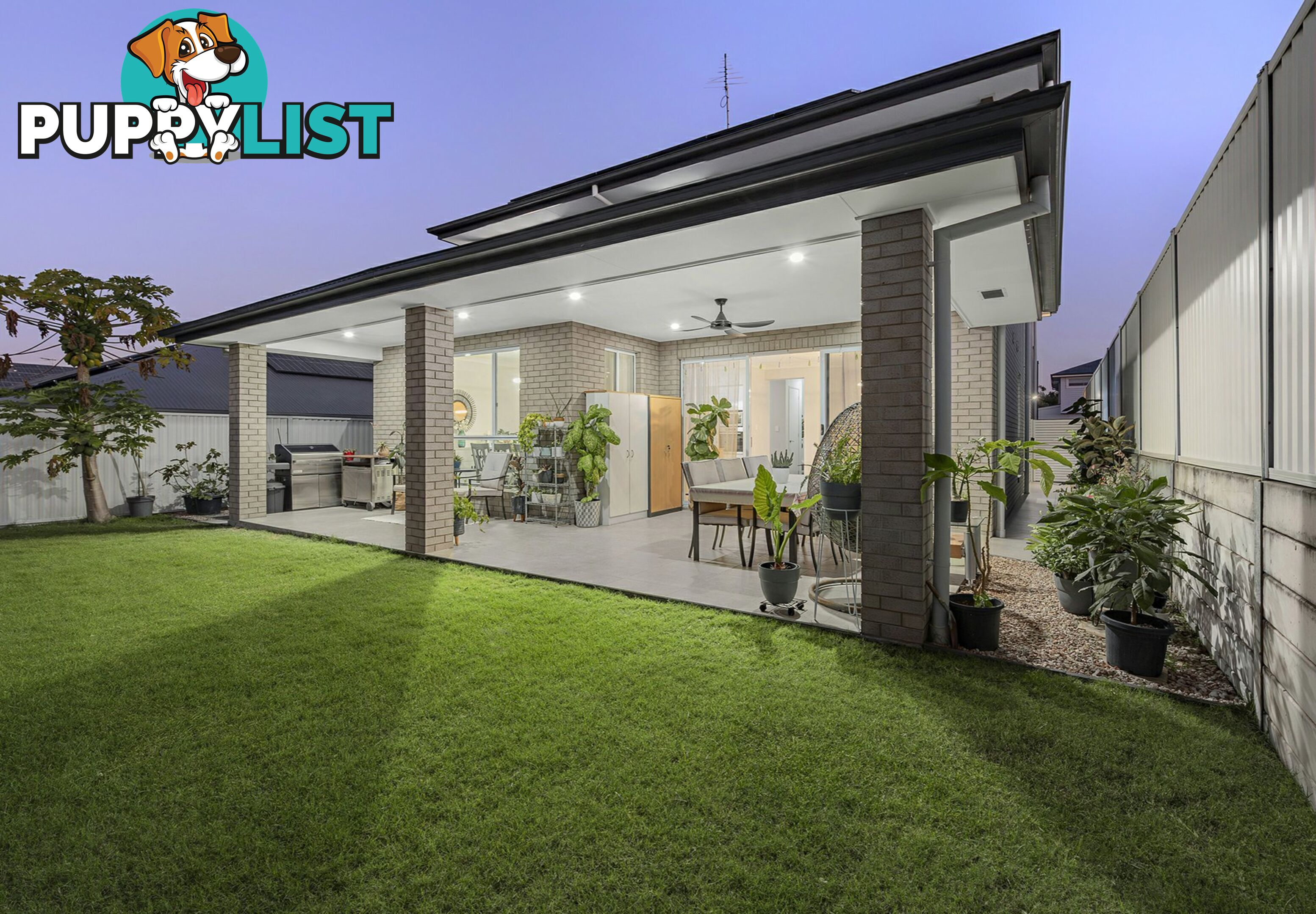 16 William Close PARK RIDGE QLD 4125