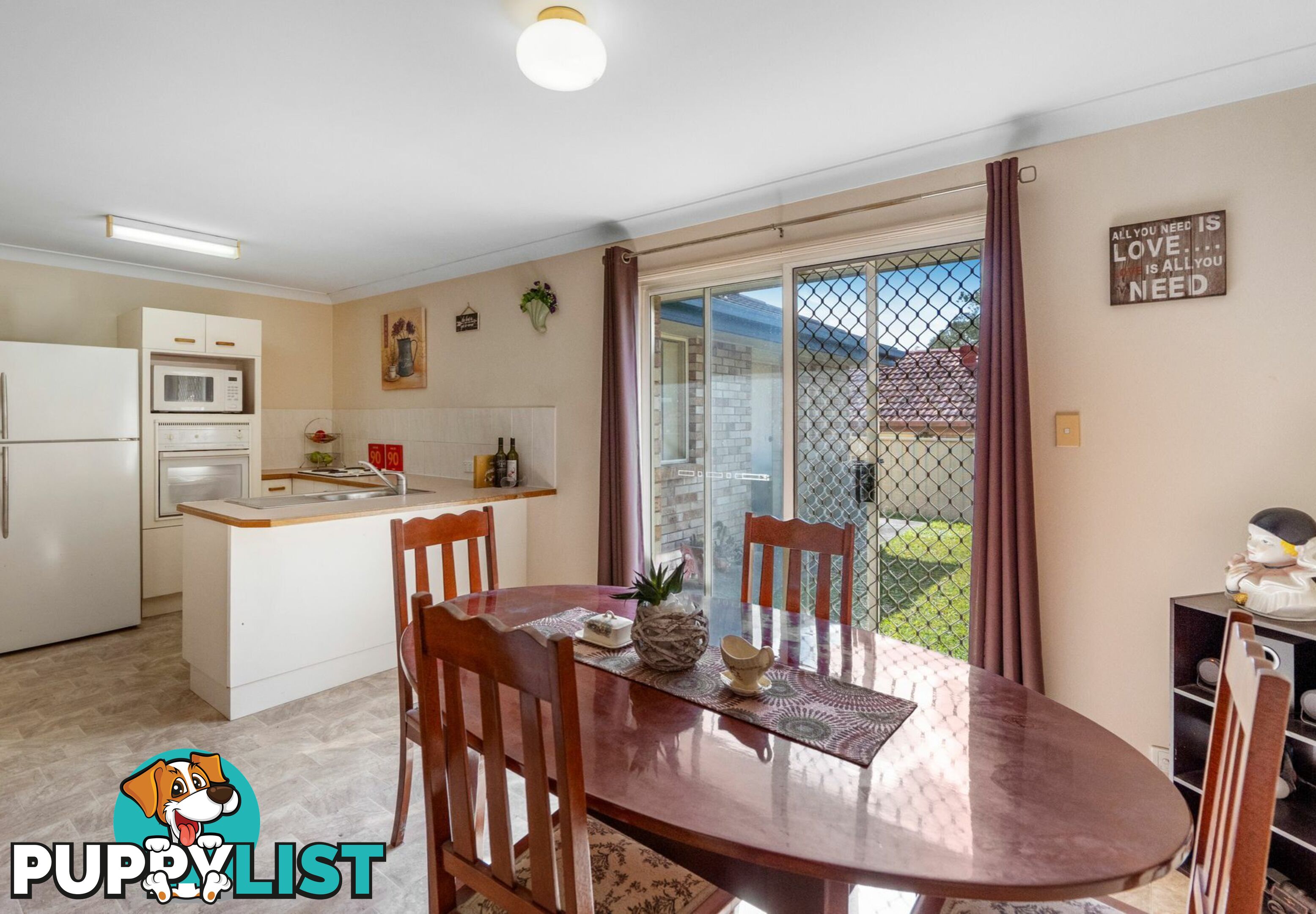 52 Jackson Road SUNNYBANK HILLS QLD 4109