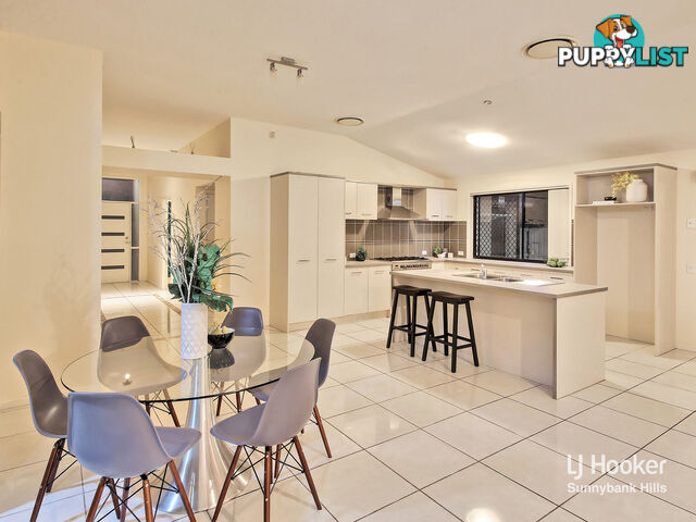 32 Trevi Close EIGHT MILE PLAINS QLD 4113