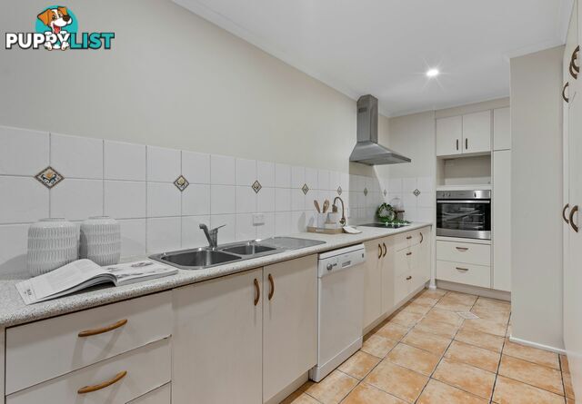 3 Dolphin Street MACGREGOR QLD 4109