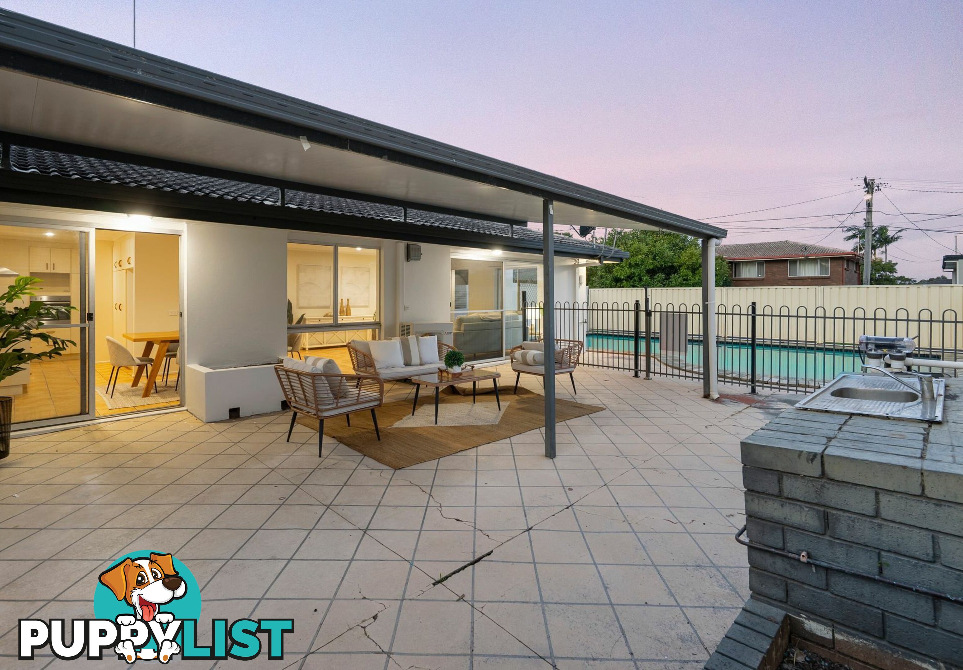 3 Dolphin Street MACGREGOR QLD 4109