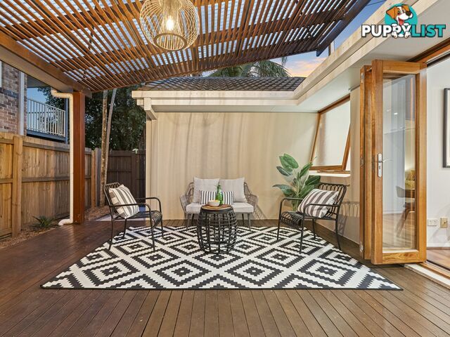 62 Timaru Crescent EIGHT MILE PLAINS QLD 4113