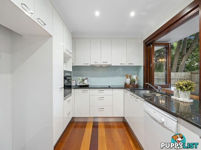 62 Timaru Crescent EIGHT MILE PLAINS QLD 4113