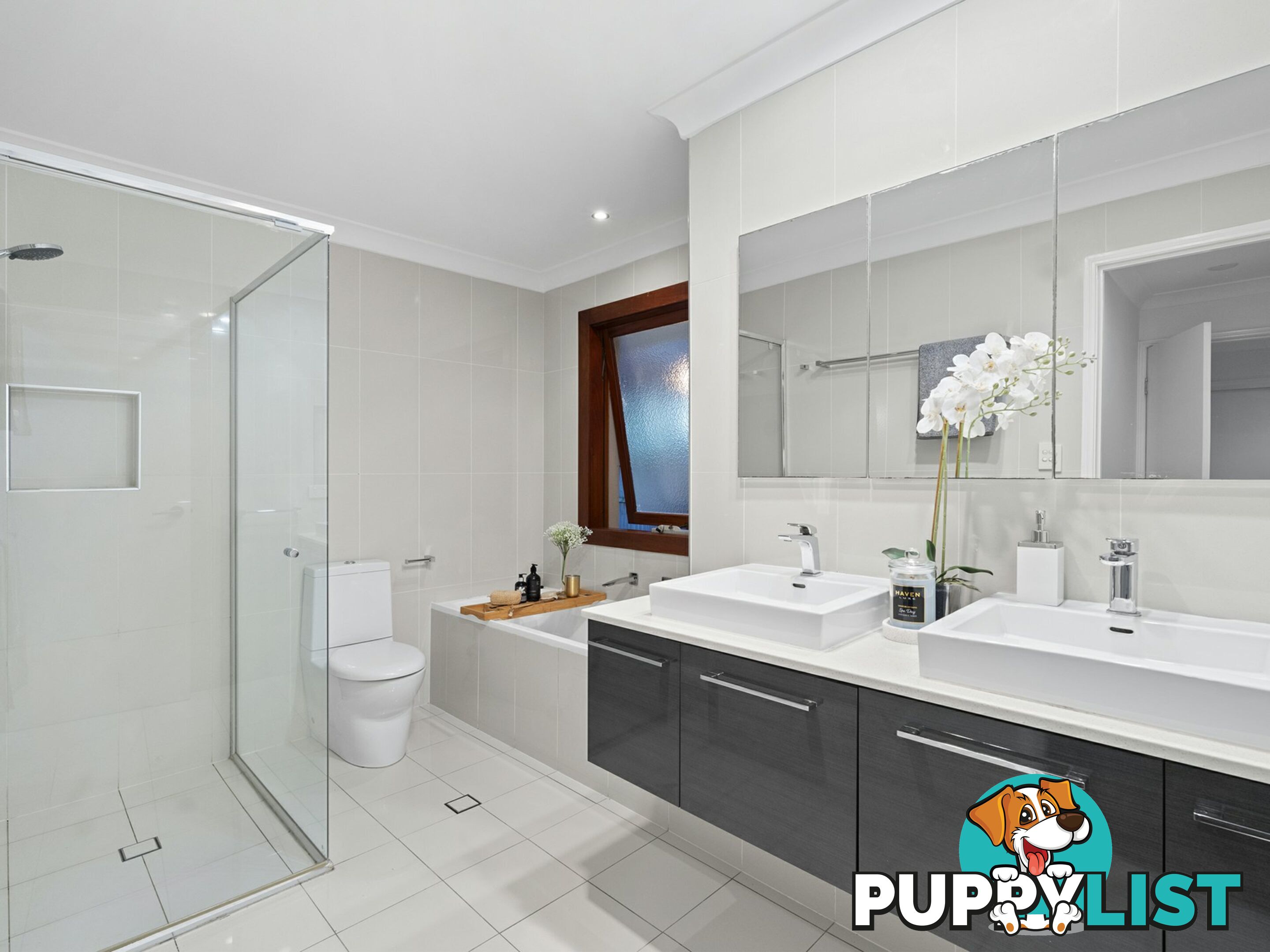 62 Timaru Crescent EIGHT MILE PLAINS QLD 4113