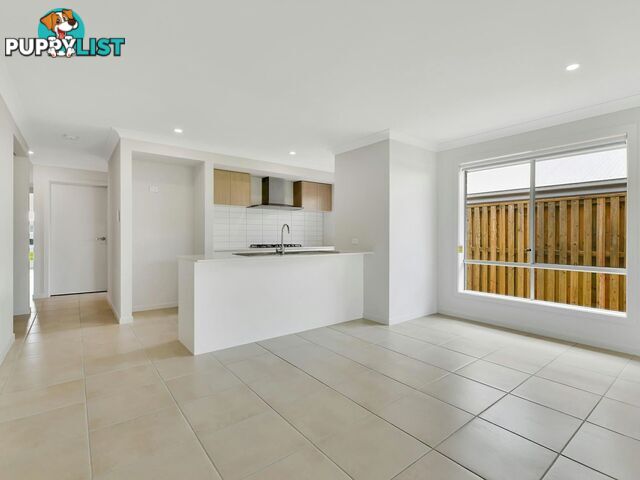 33 Mount Mitchell Street PARK RIDGE QLD 4125