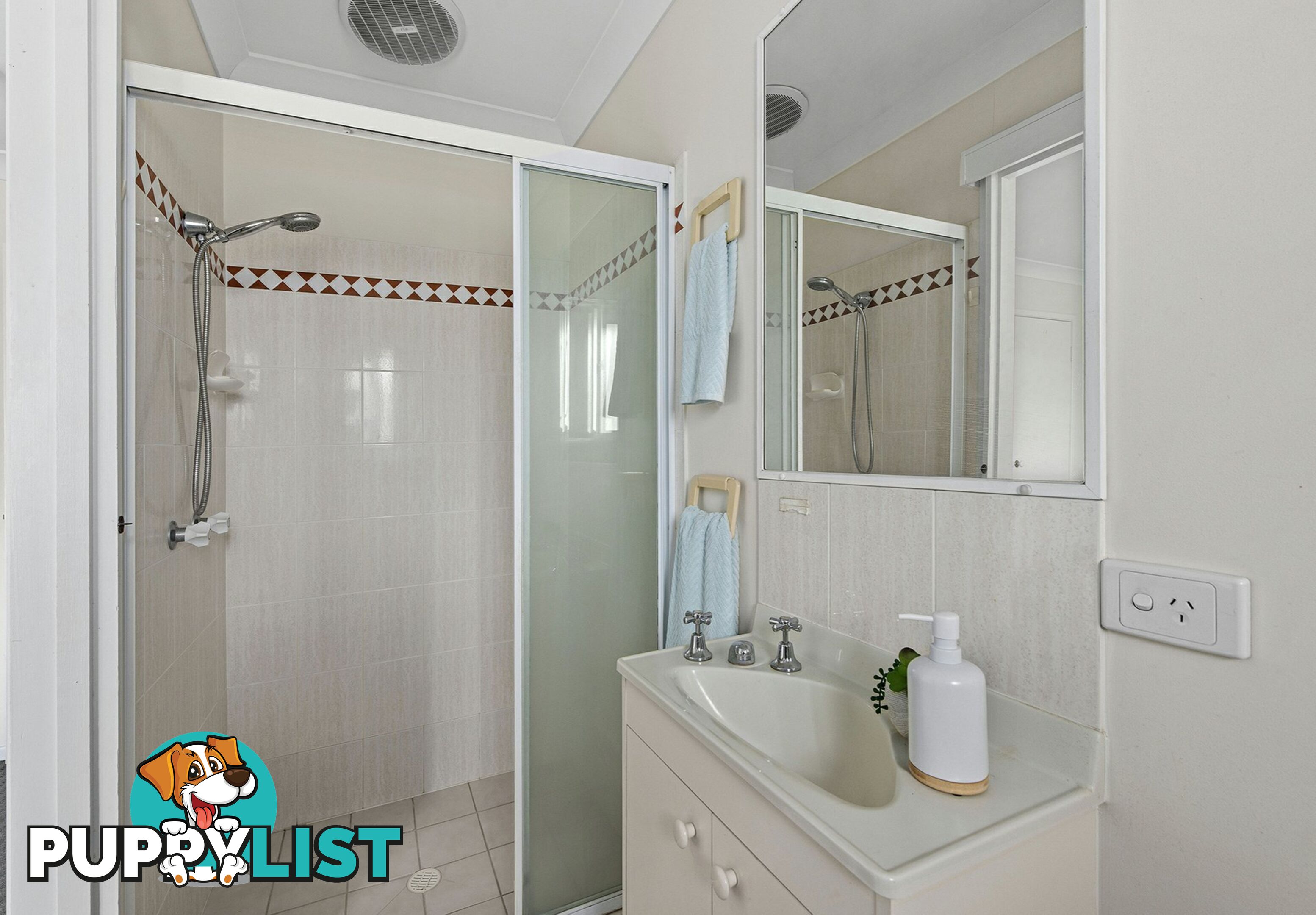 108 Greenwood Street WISHART QLD 4122