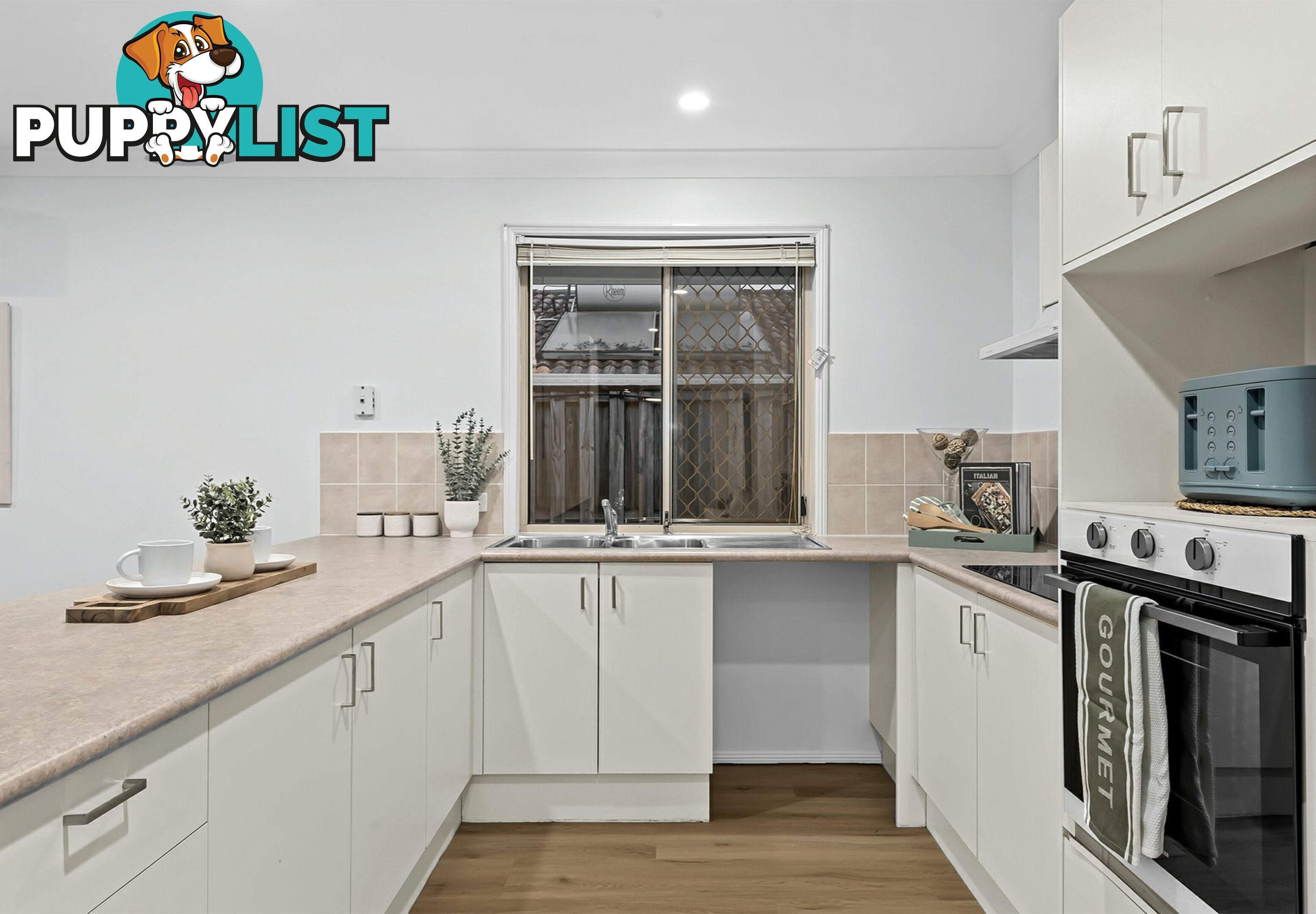 3 Dewick Court CALAMVALE QLD 4116