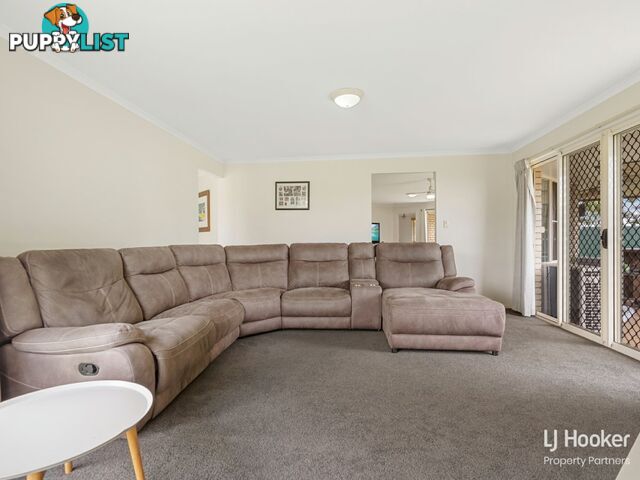 7 Distin Court HILLCREST QLD 4118
