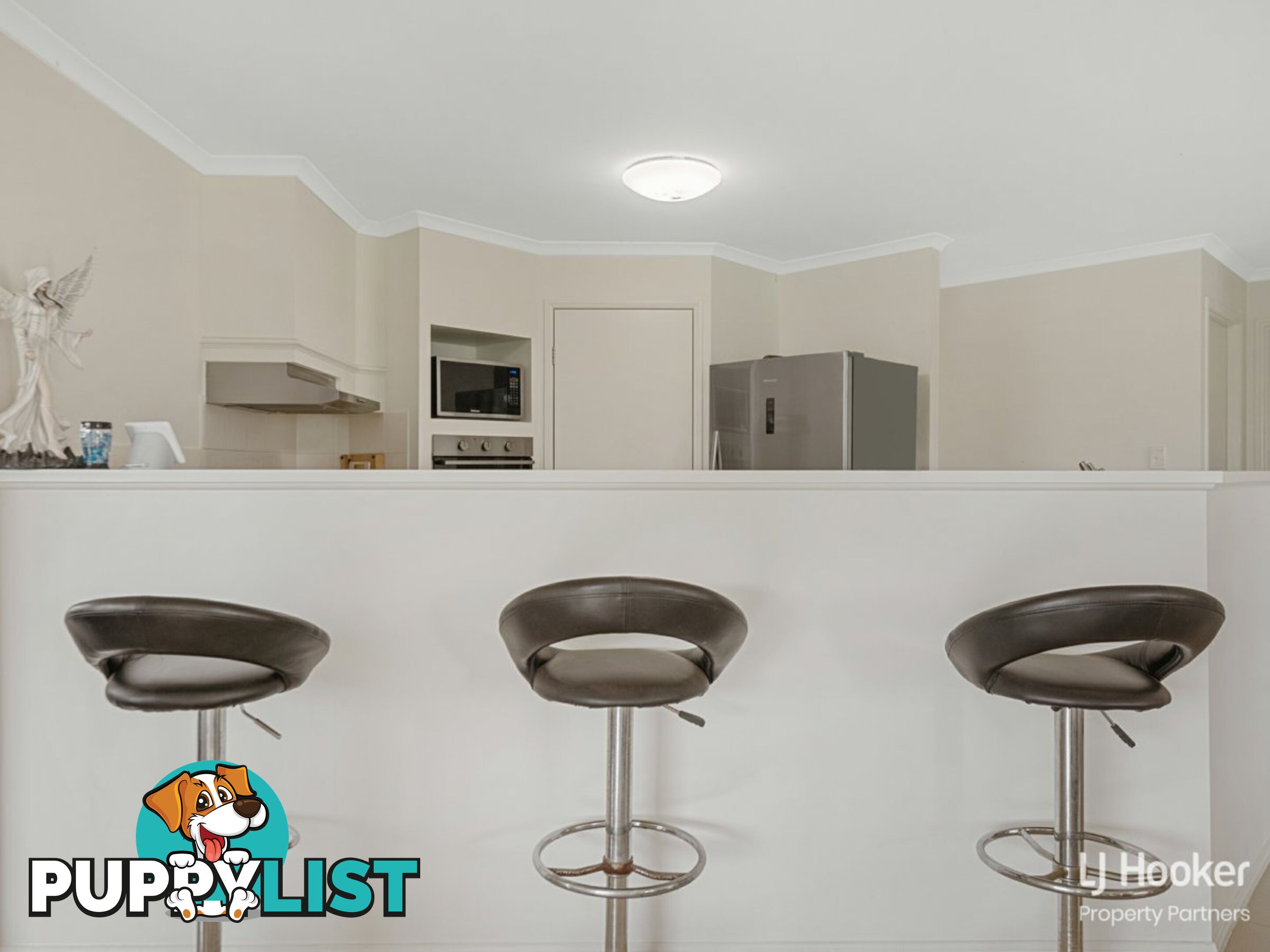 7 Distin Court HILLCREST QLD 4118