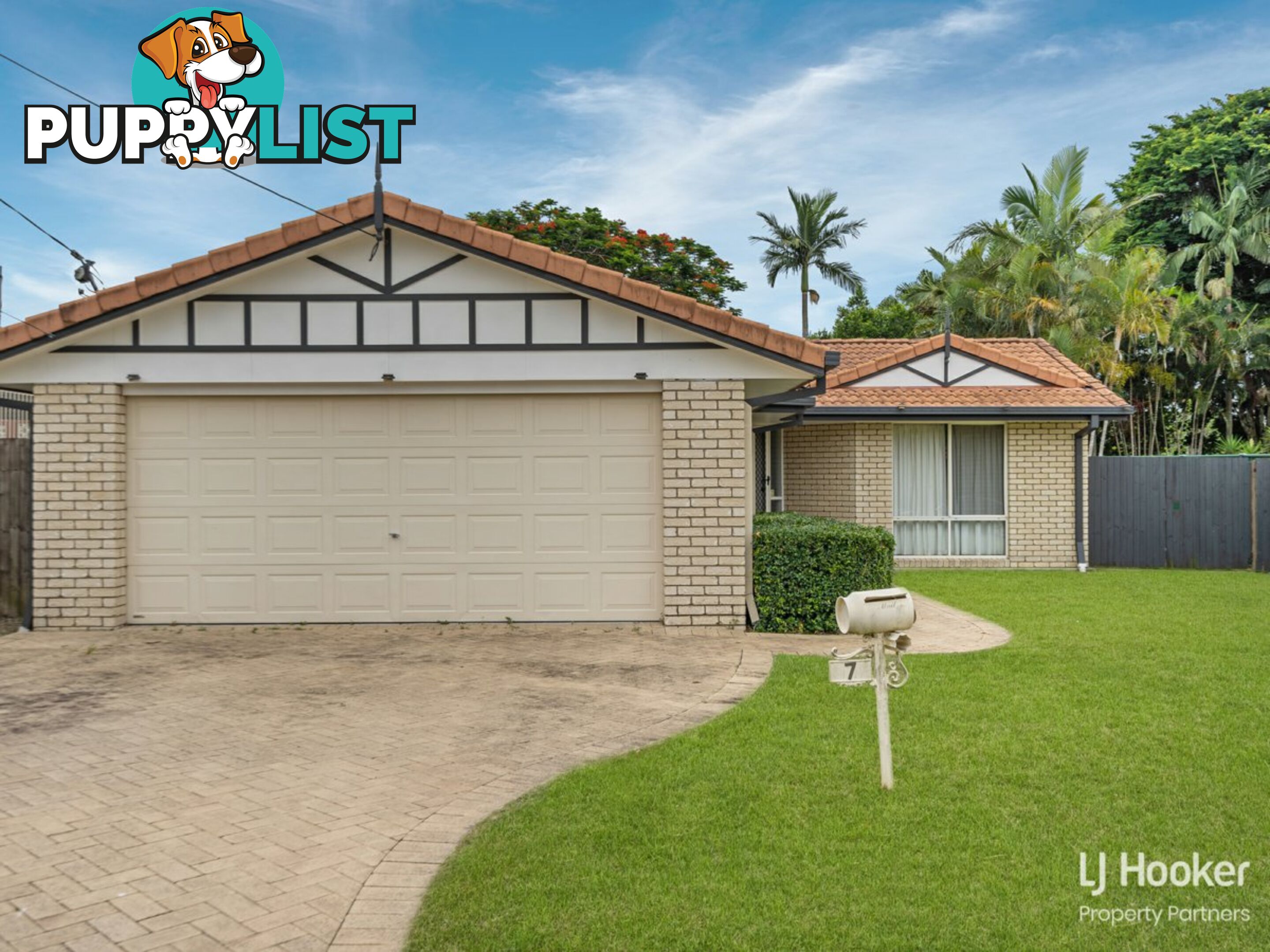7 Distin Court HILLCREST QLD 4118