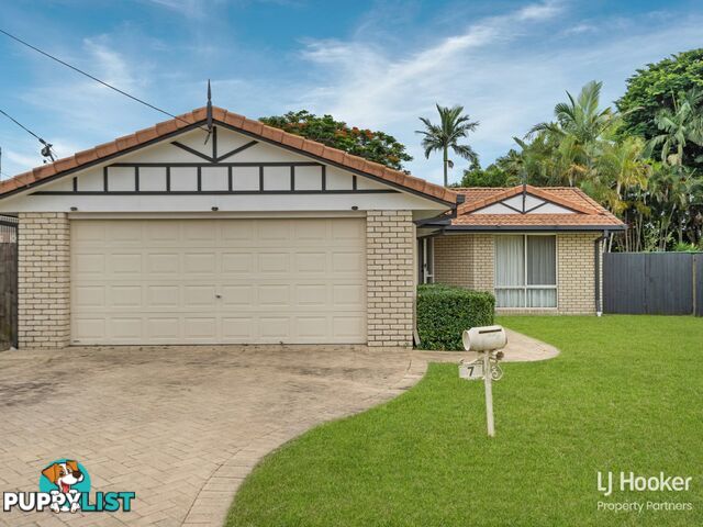 7 Distin Court HILLCREST QLD 4118