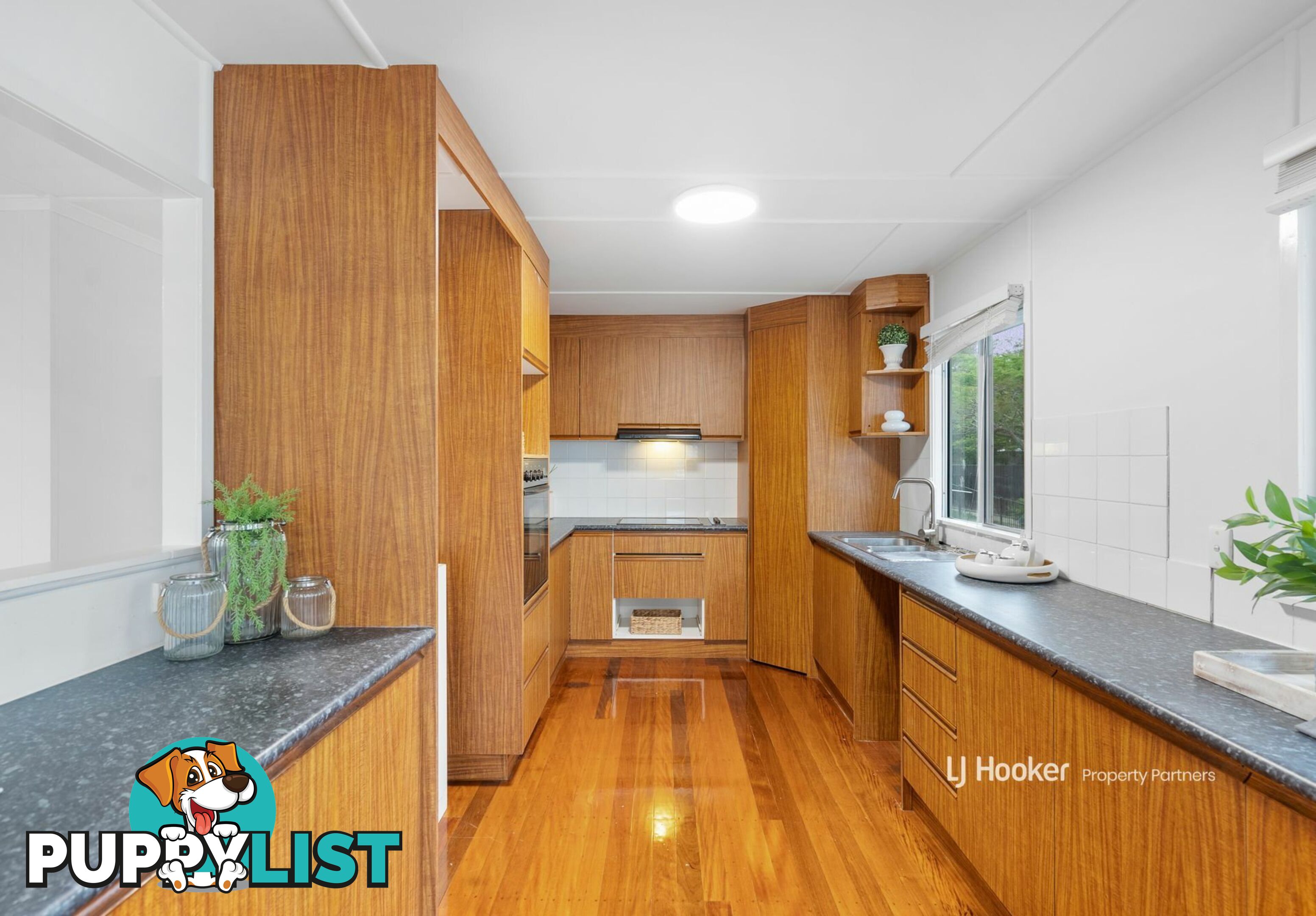 43 Greta Street MANLY WEST QLD 4179