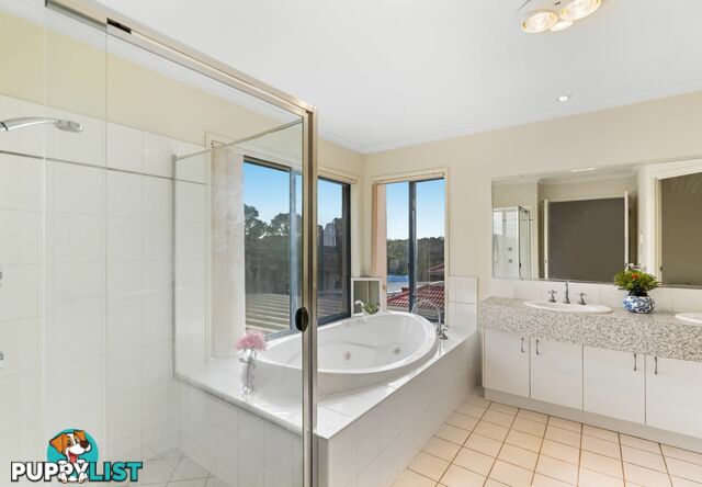 8 Lancaster Circuit STRETTON QLD 4116