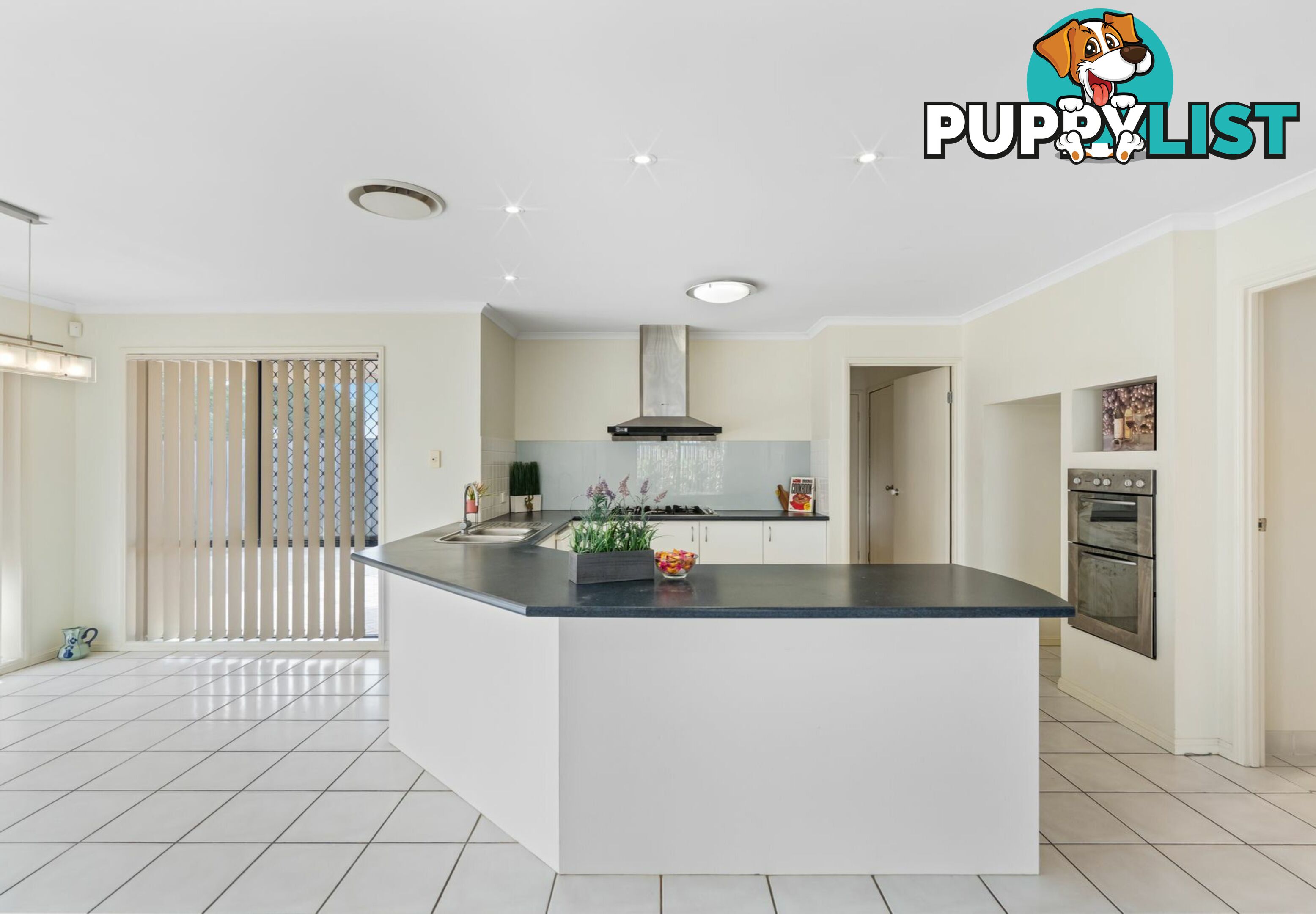 8 Lancaster Circuit STRETTON QLD 4116