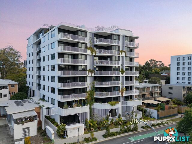 902/36 Sylvan Road TOOWONG QLD 4066