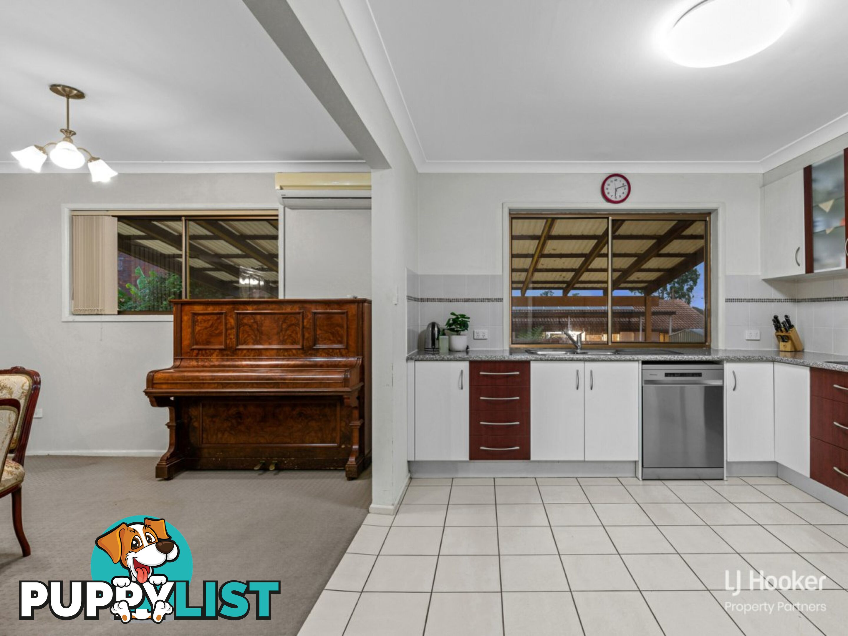 19 Panama Street WISHART QLD 4122