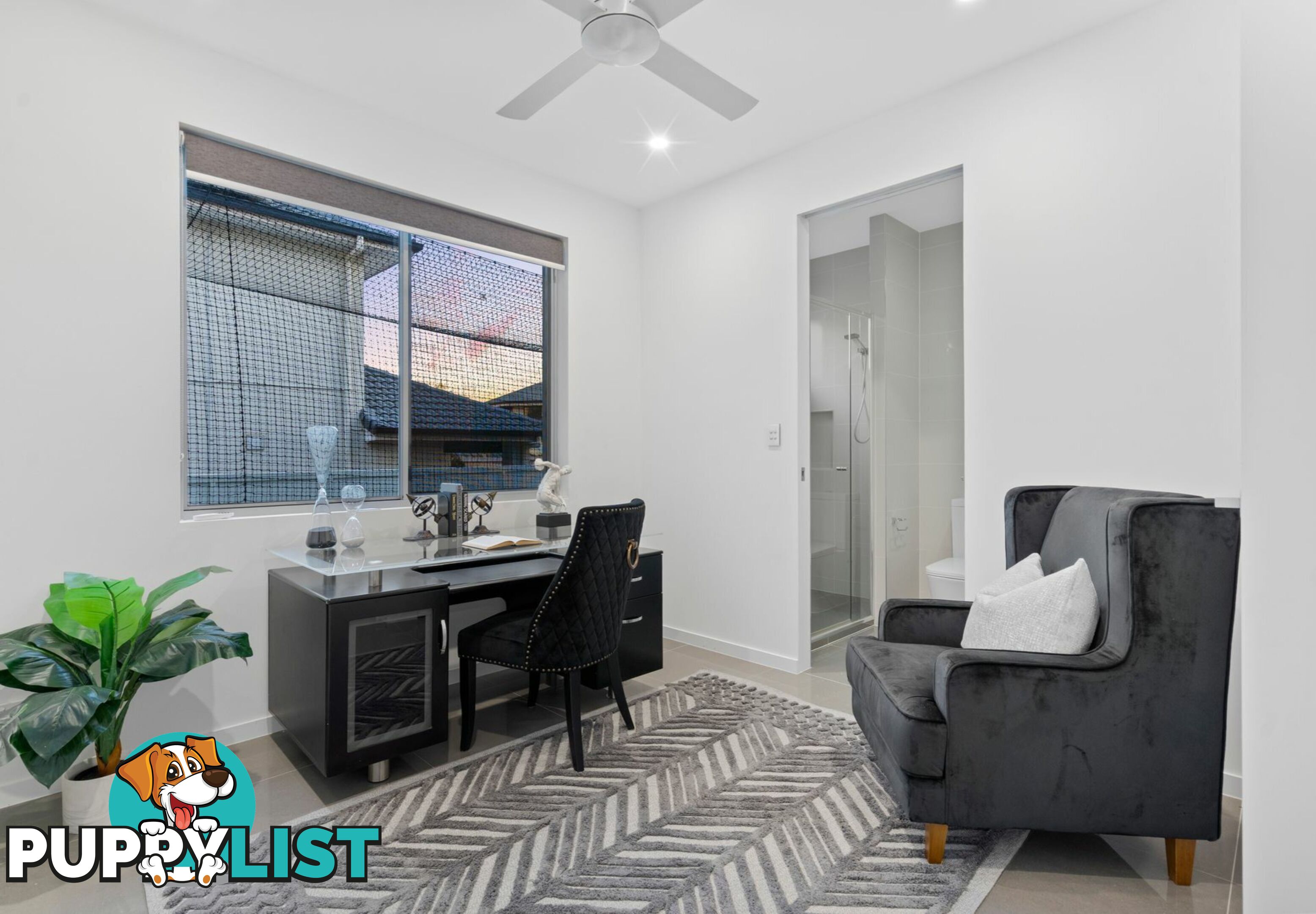 110 The Parkway STRETTON QLD 4116