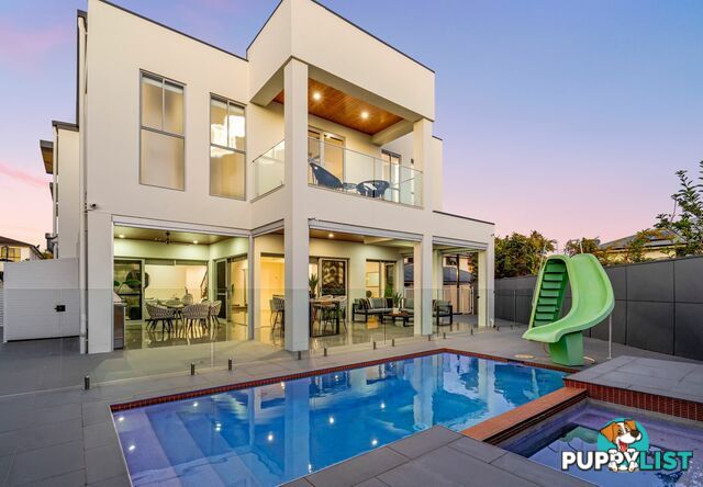 110 The Parkway STRETTON QLD 4116