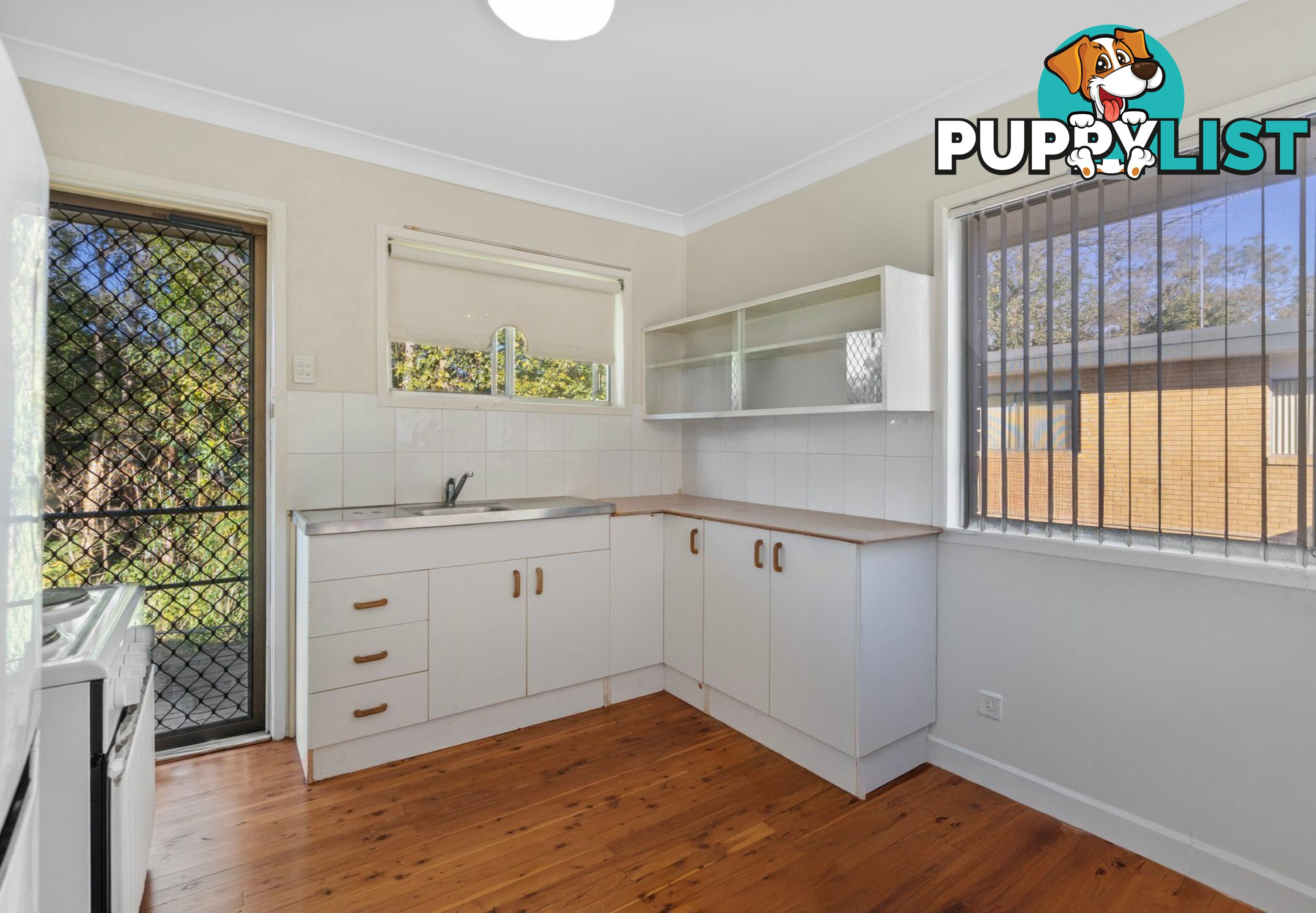 15 Bedser Street MACGREGOR QLD 4109