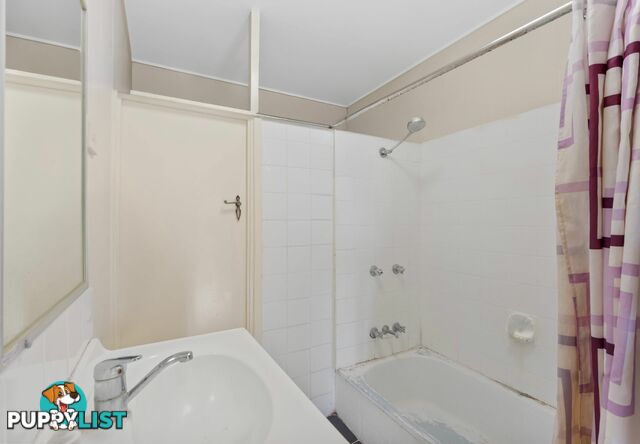 15 Bedser Street MACGREGOR QLD 4109