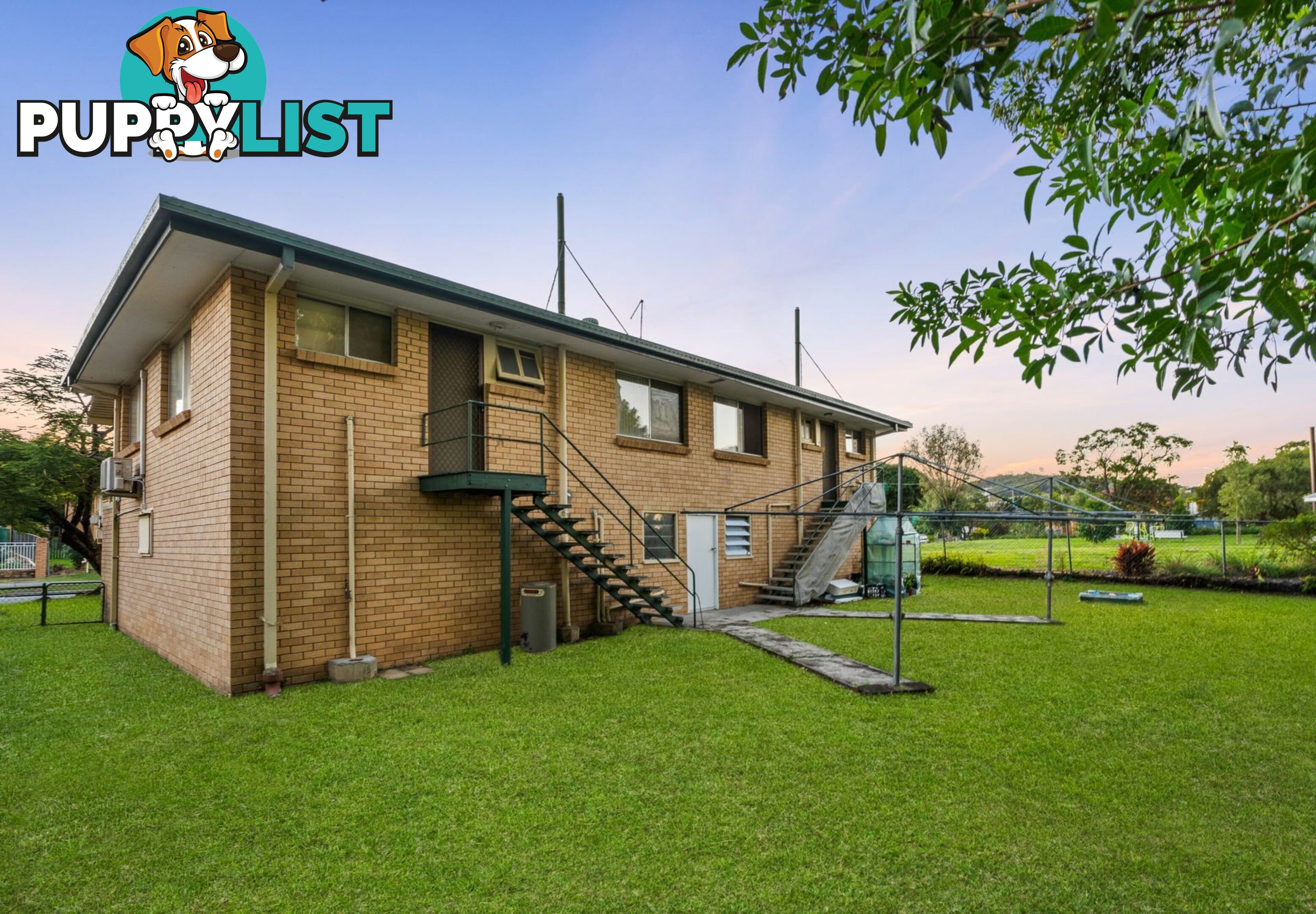 15 Bedser Street MACGREGOR QLD 4109