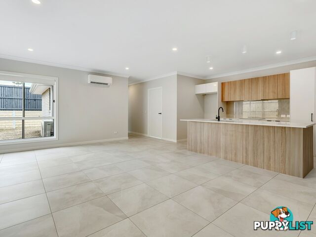 16 Cosmos Place FLAGSTONE QLD 4280