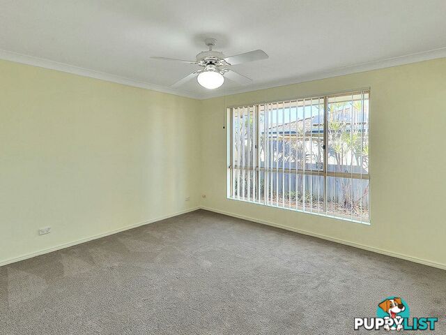15 Dunoola Place PARKINSON QLD 4115