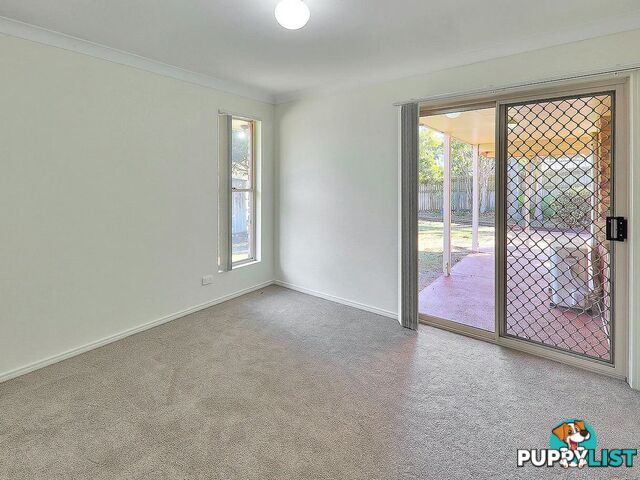 15 Dunoola Place PARKINSON QLD 4115